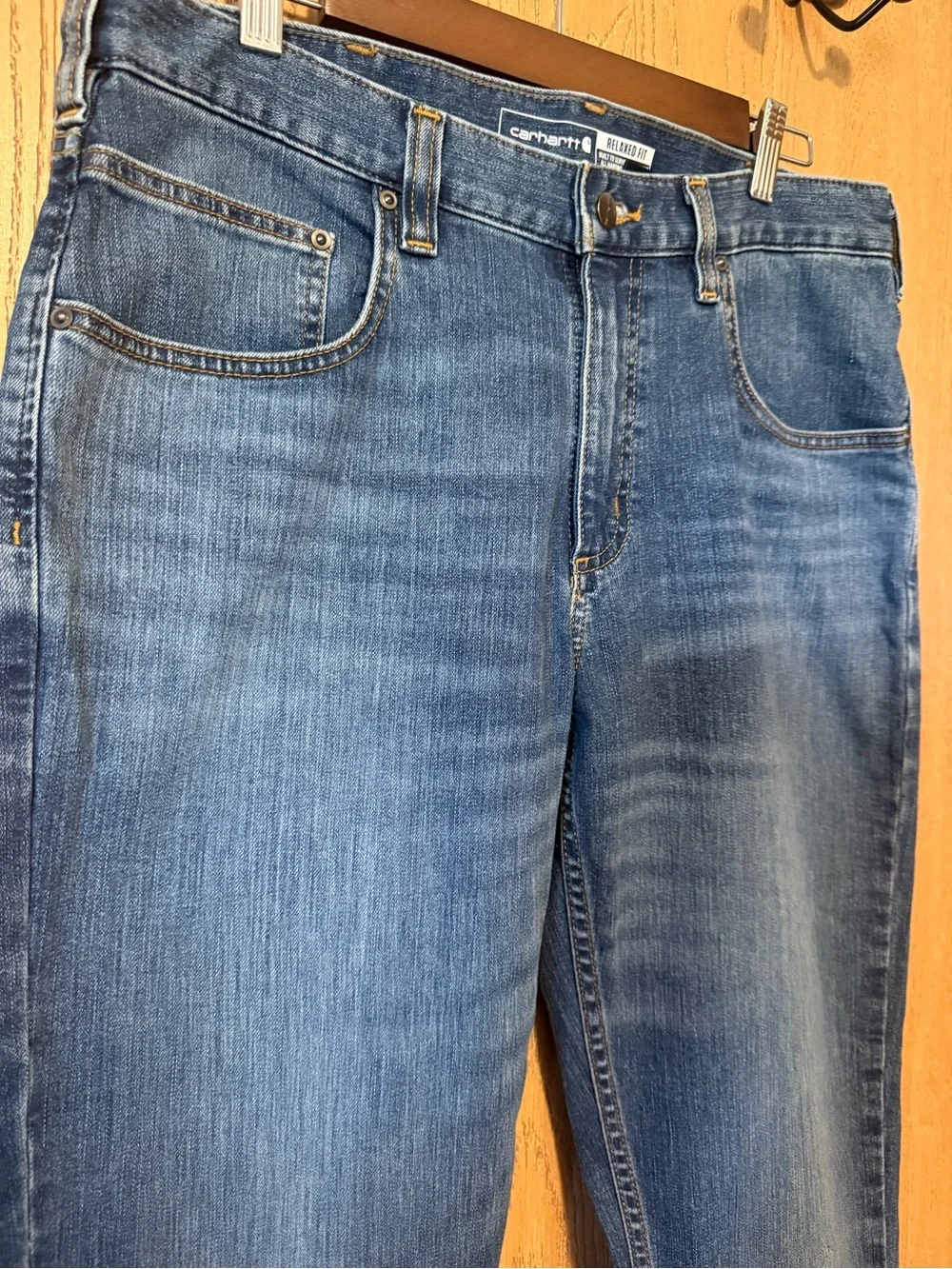Carhartt Men's Relaxed Straight Jeans in Medium Blue Wash